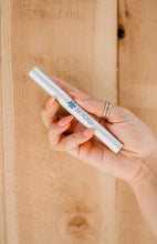 Load image into Gallery viewer, Whiten From Home With The Snow Teeth Whitening™ System
