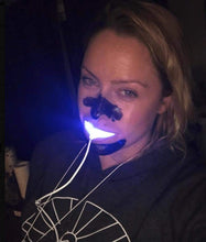 Load image into Gallery viewer, Turn Yellow Teeth White With The SNOW Whitening System
