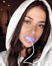 Load image into Gallery viewer, Turn Yellow Teeth White With The SNOW Whitening System
